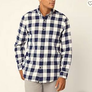 St. John’s Bay Men’s Cotton Flannel Button Down, size Large, Navy Gingham
